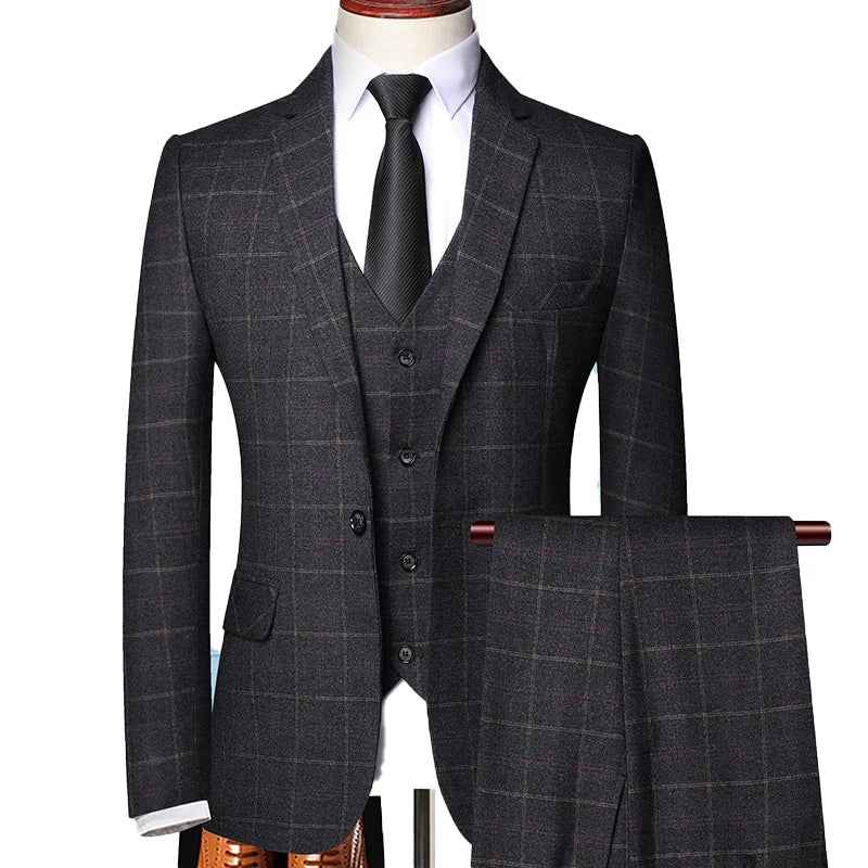 Men's Three Piece Suit With Notch Lapel
