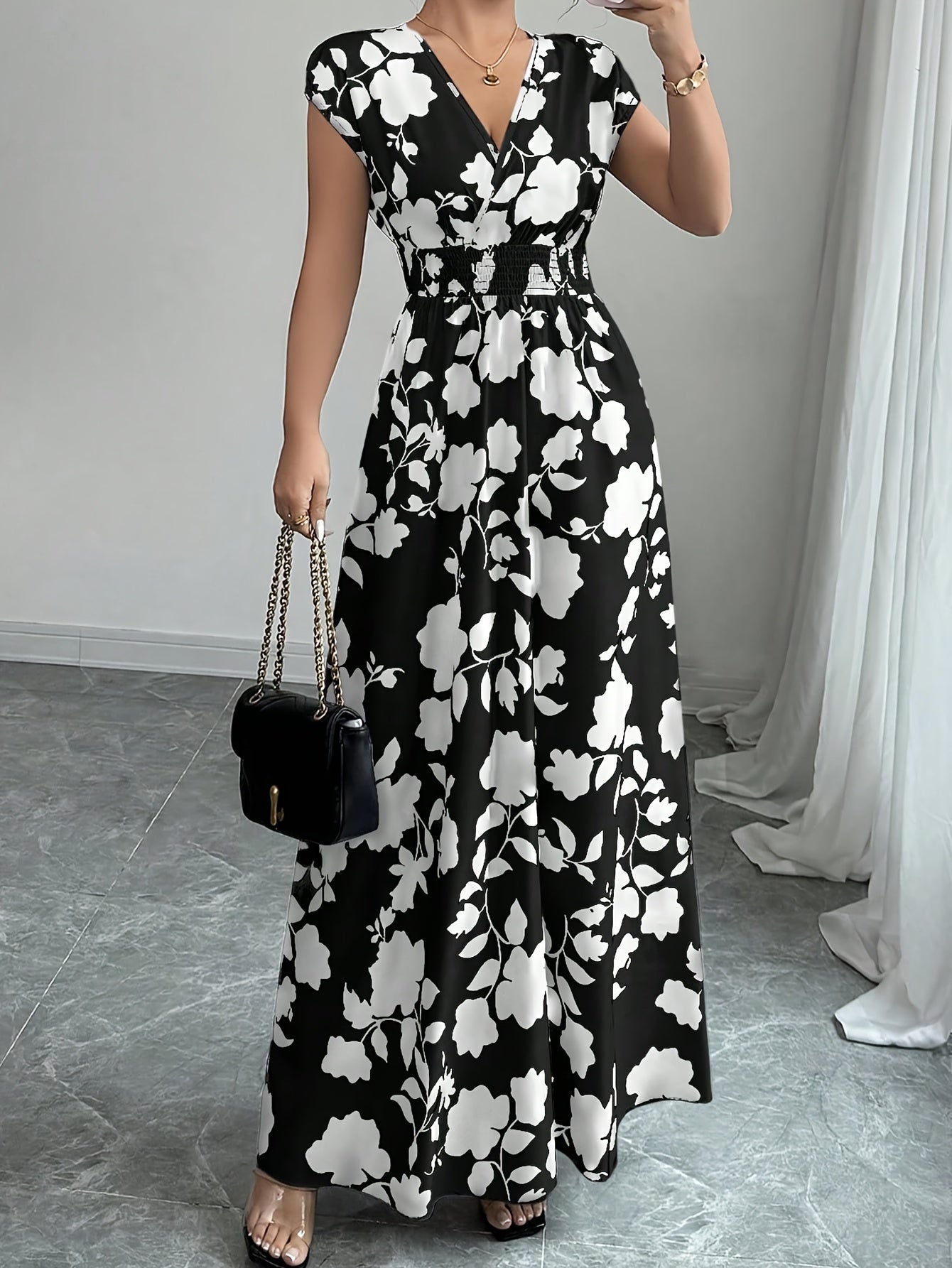 Women’s Floral V Neck Maxi Dress with Shirred Bodice